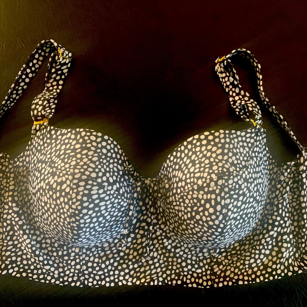 36DDD underwire swim top